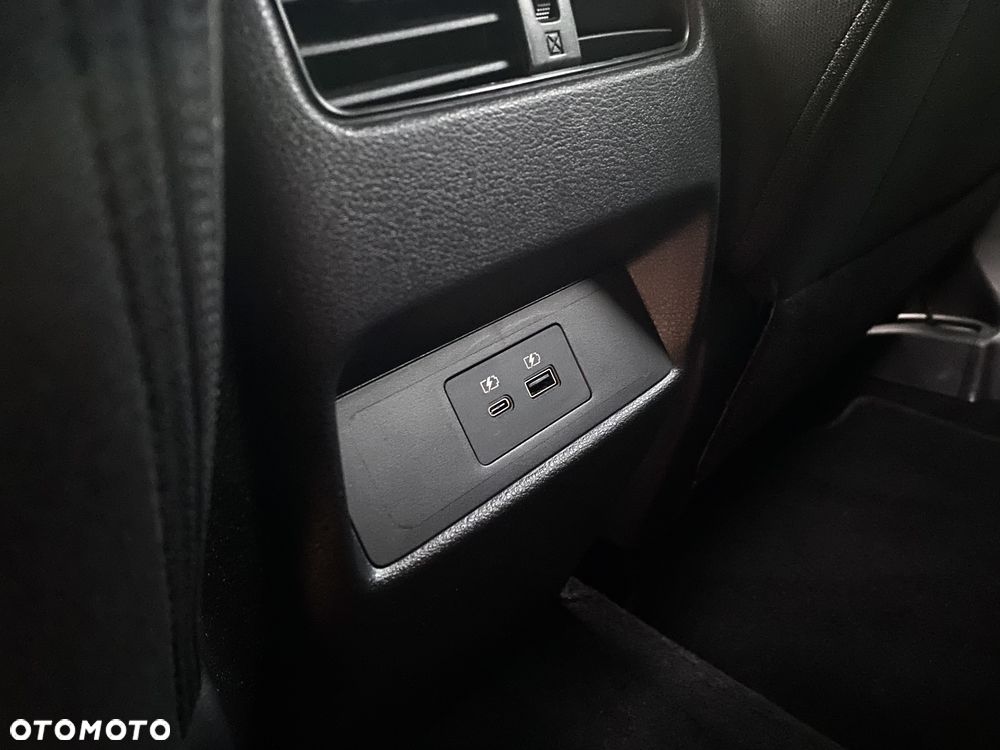 Nissan Qashqai 1.3 DIG-T MHEV N-Connecta Xtronic - 32