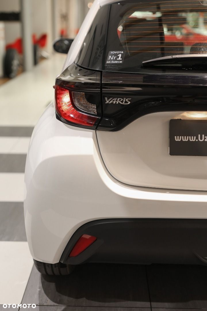 Toyota Yaris - 32