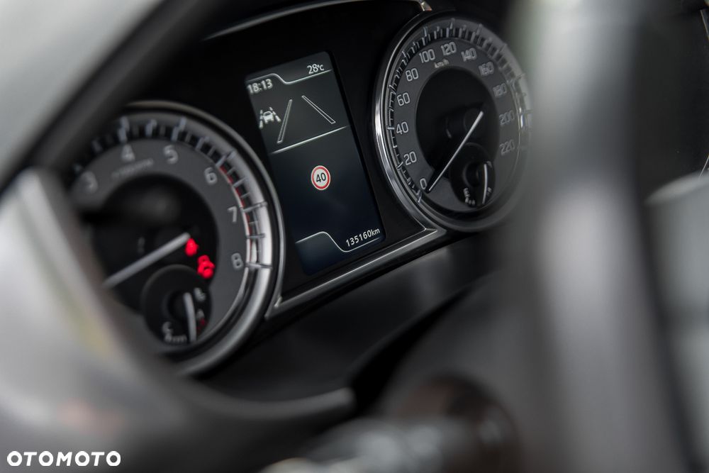 Suzuki Vitara 1.4 Boosterjet Hybrid Comfort+ - 18