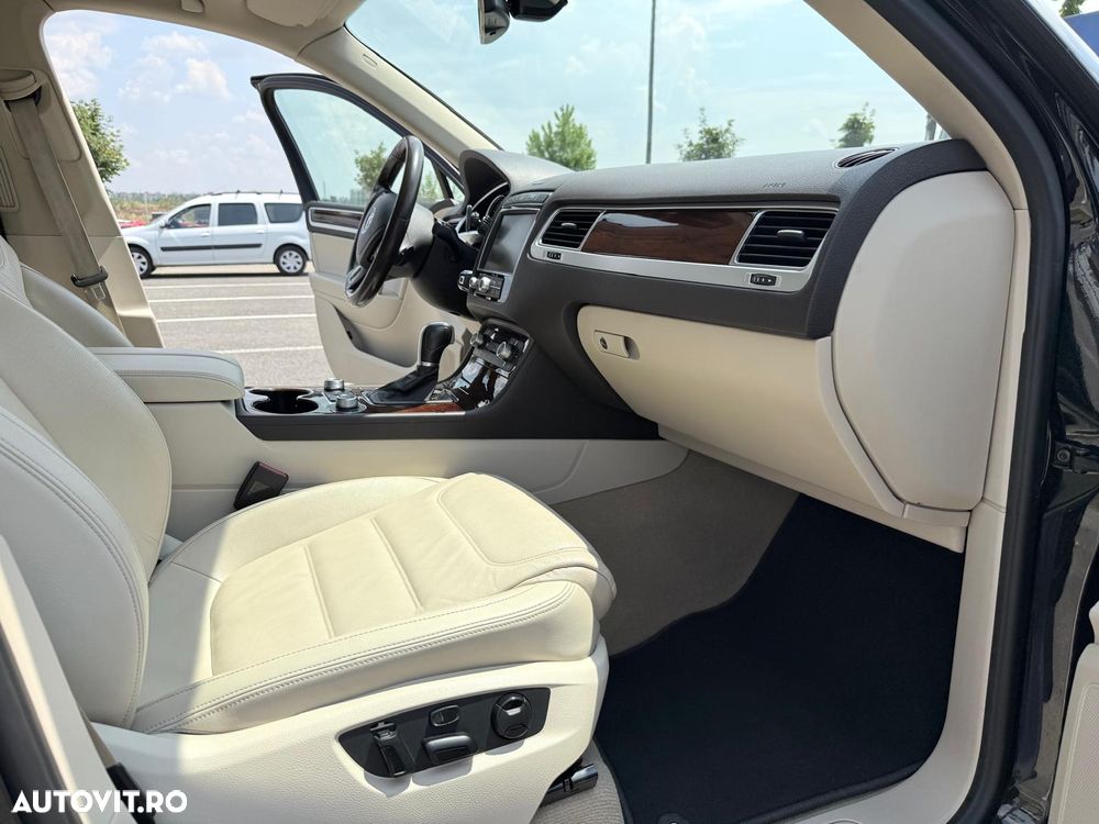 Volkswagen Touareg - 8
