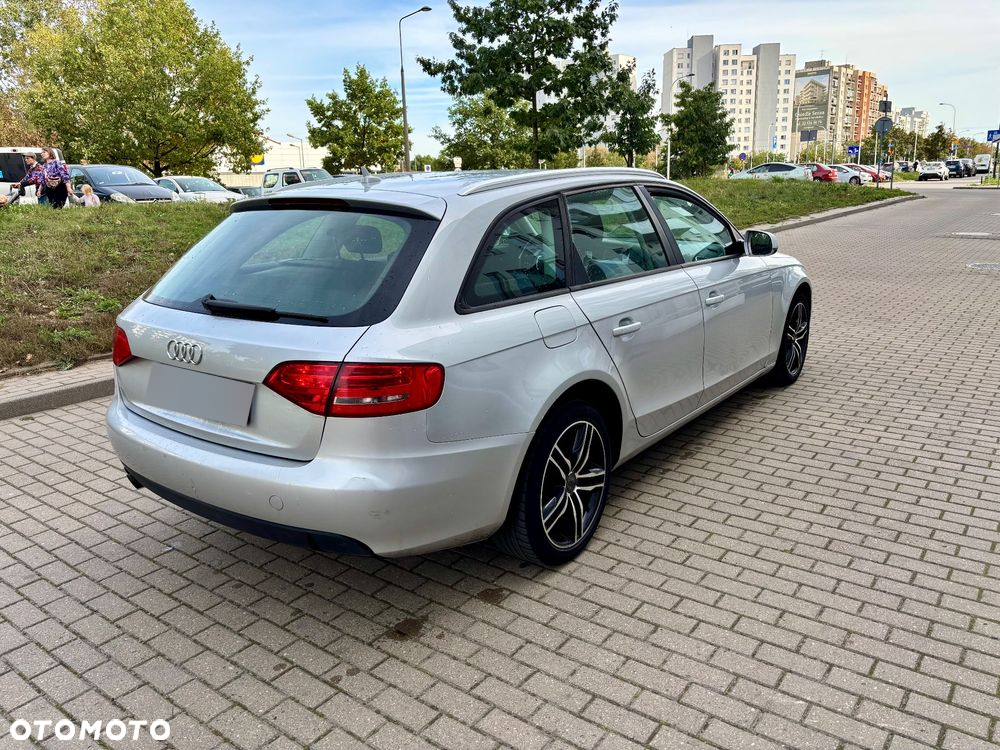 Audi A4 - 4