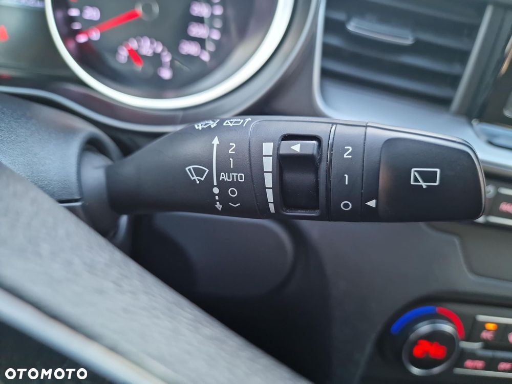 Kia Ceed 1.4 T-GDI L - 25