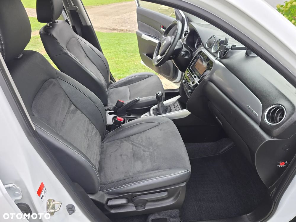Suzuki Vitara 1.6 (4x4) Allgrip Comfort+ - 16