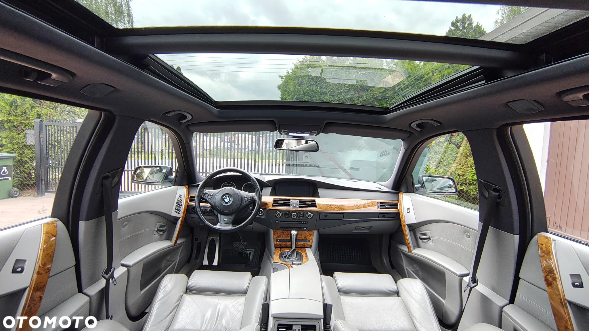 BMW Seria 5 530xd Touring - 14