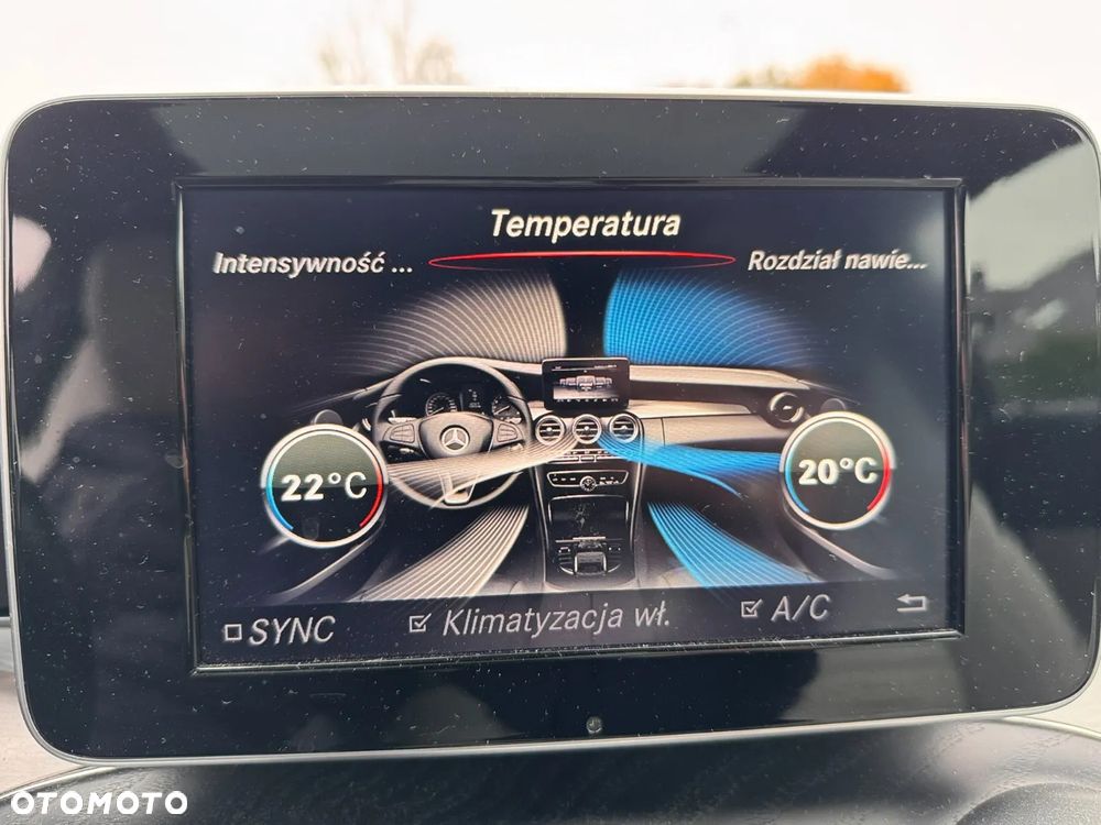 Mercedes-Benz Klasa C 200 4-Matic 9G-Tronic - 15
