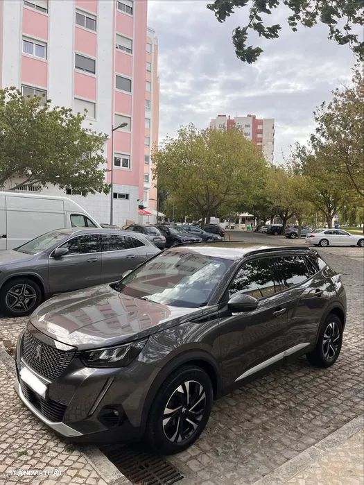 Peugeot 2008 1.2 PureTech Allure Pack - 2