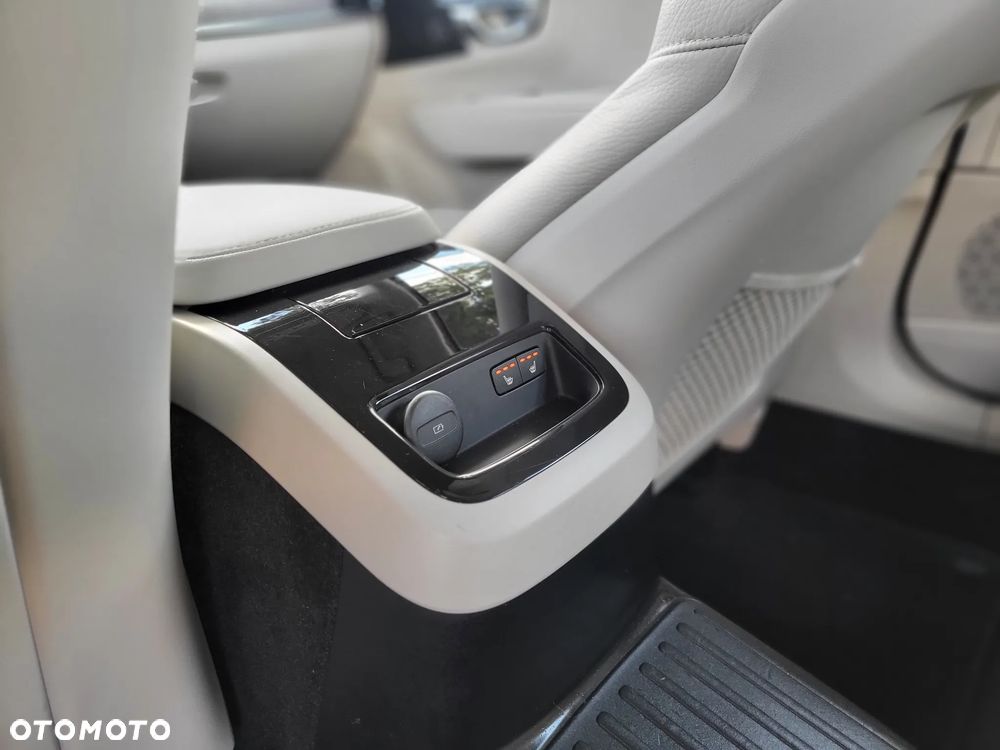 Volvo V90 - 28