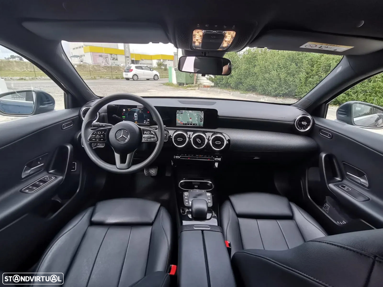 Mercedes-Benz A 250 e Style Plus - 43