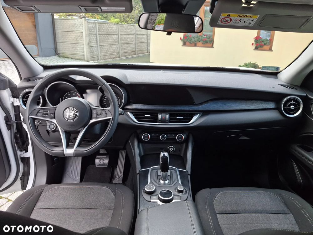 Alfa Romeo Stelvio 2.0 Turbo Business Q4 - 16