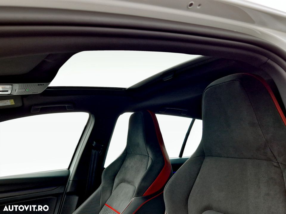 Volkswagen Golf 2.0 TSI OPF DSG GTI Clubsport - 12