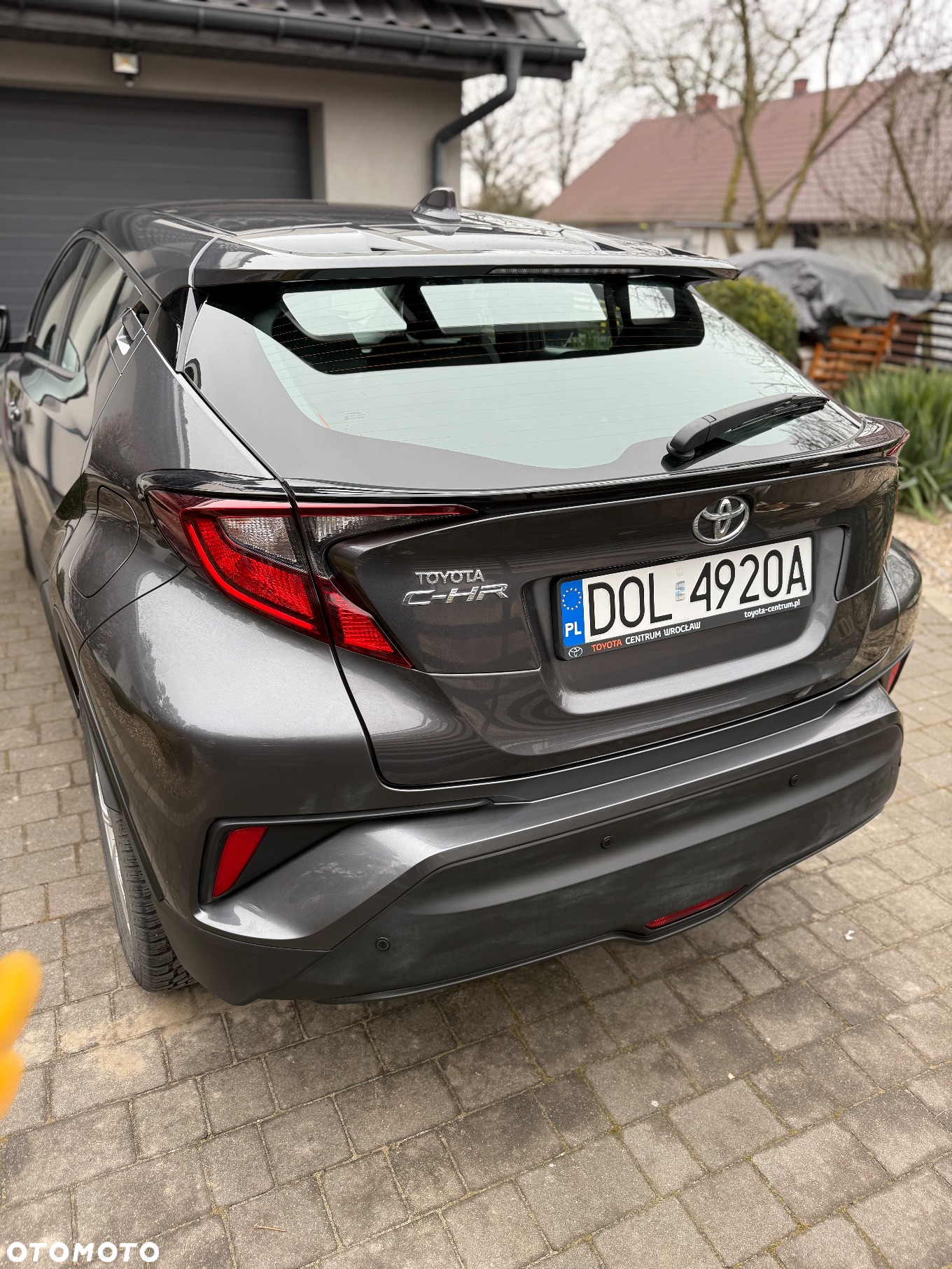 Toyota C-HR - 11