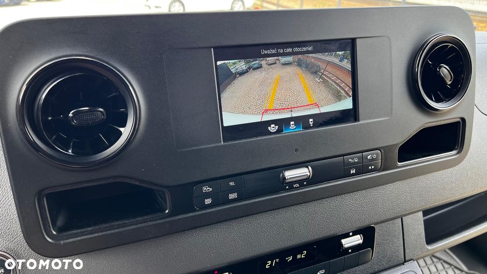 Mercedes-Benz Sprinter 319 - 21