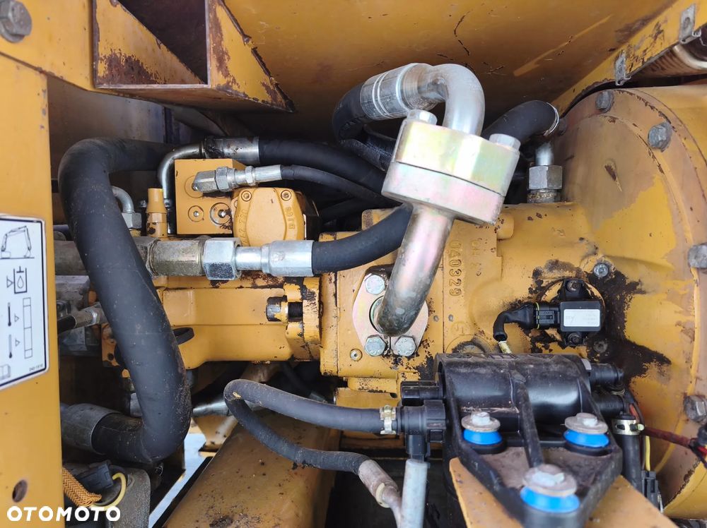 Caterpillar M313C - 7