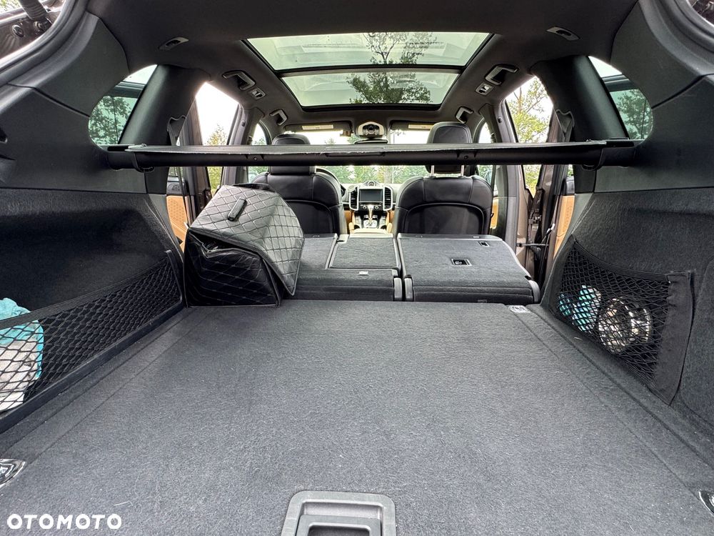 Porsche Cayenne Tiptronic S - 32