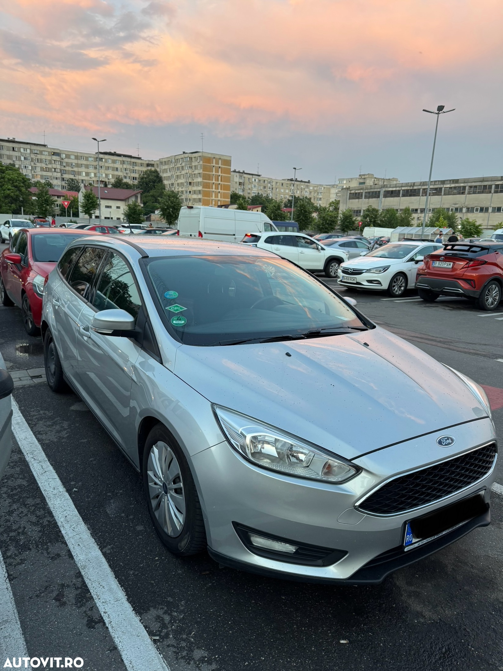 Ford Focus 1.0 EcoBoost Start-Stopp-System COOL&CONNECT DESIGN - 3