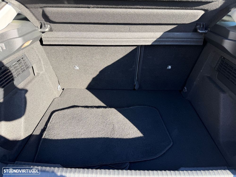 Citroën C4 1.2 Hybrid Max e-DSC6 - 11