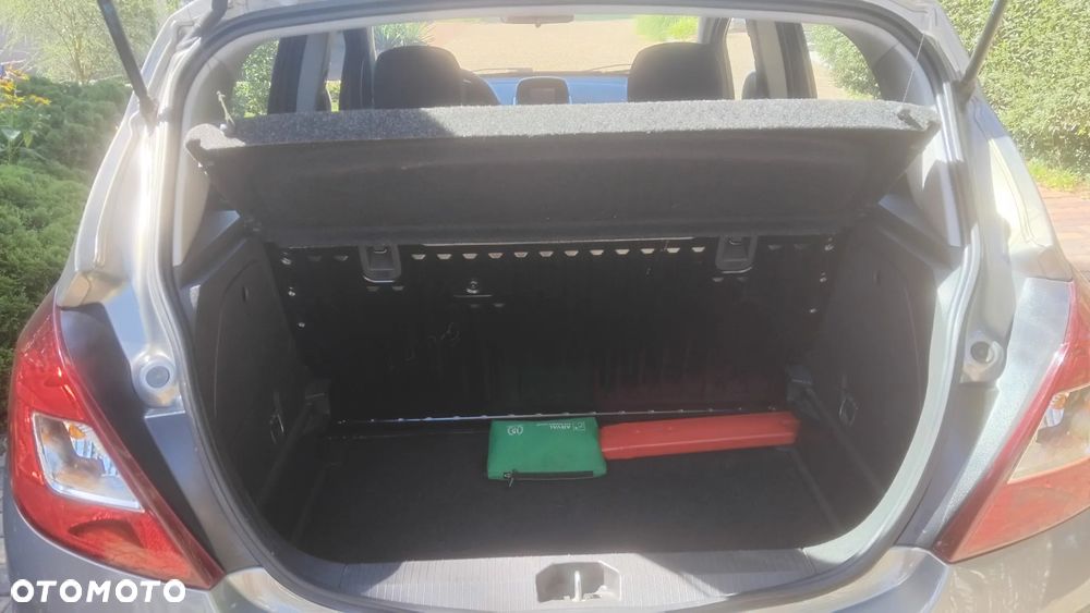 Opel Corsa - 10