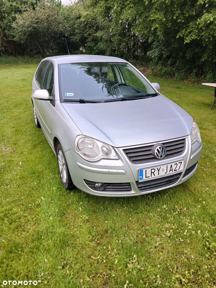 Volkswagen Polo 1.6 Black/Silver Edition - 1