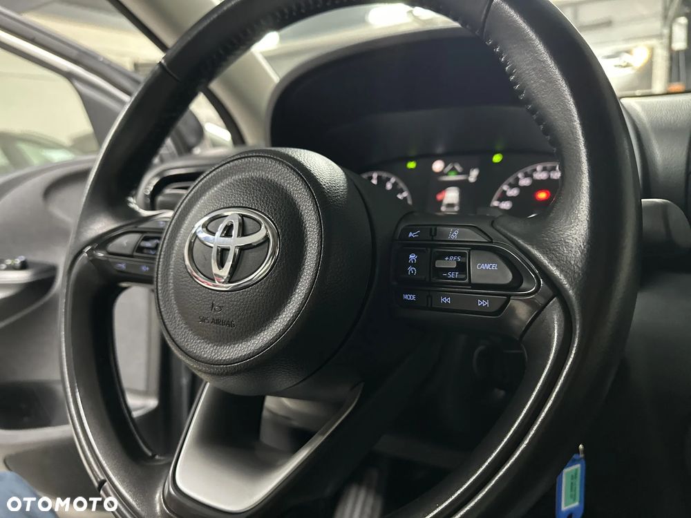 Toyota Yaris 1.5 Comfort CVT - 17