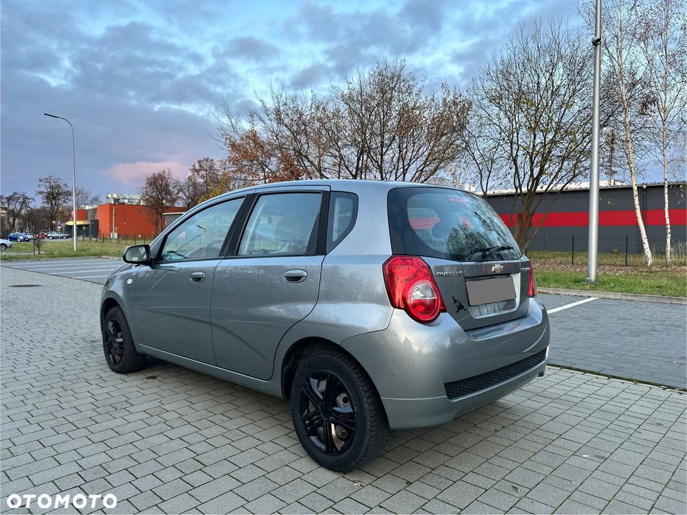 Chevrolet Aveo 1.2 - 4
