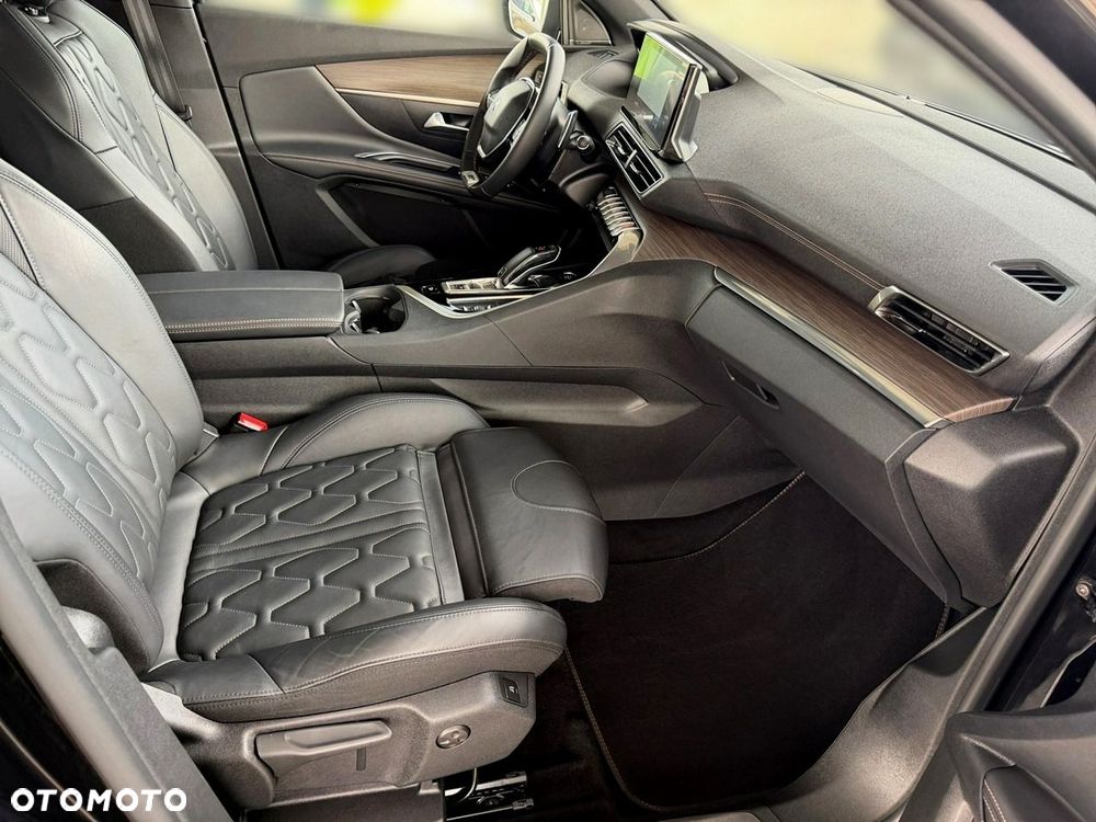 Peugeot 5008 - 22