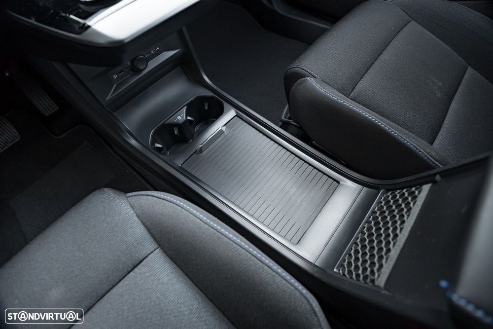 MG MG4 51 kWh Standard - 36