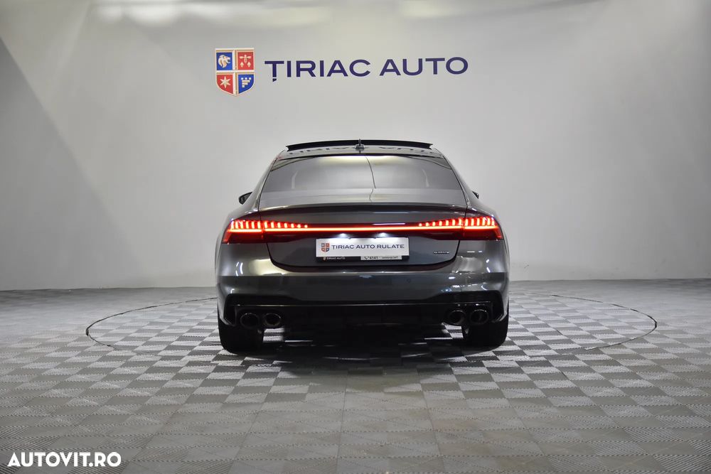 Audi A7 - 4