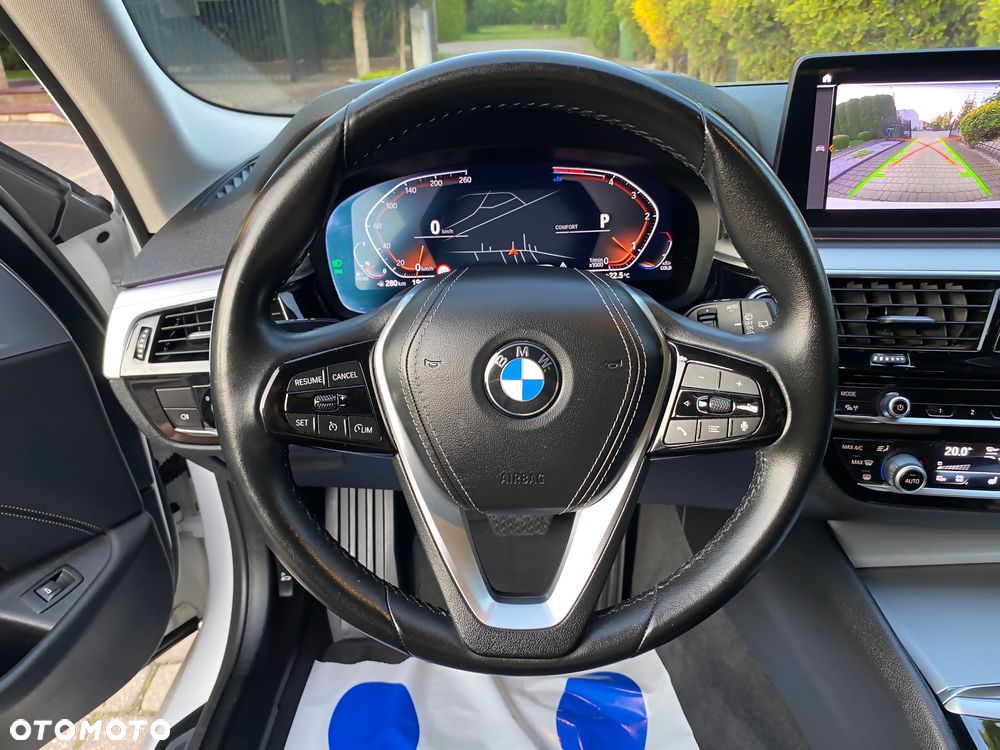 BMW Seria 5 520d Touring - 26