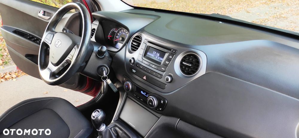 Hyundai i10 - 24