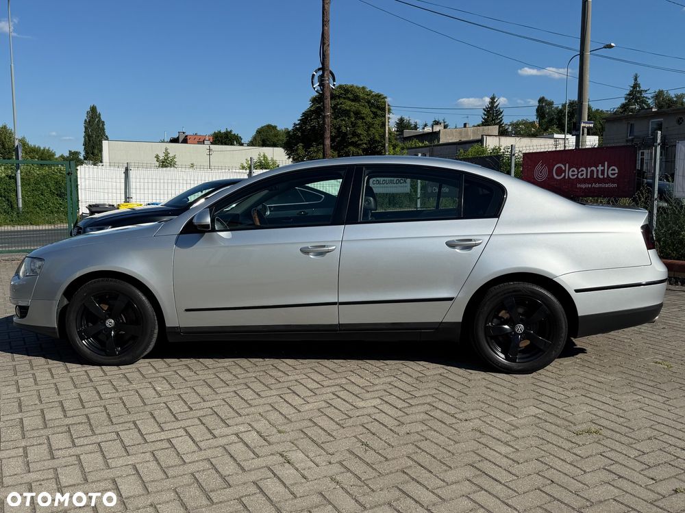 Volkswagen Passat 2.0 TDI DPF Highline DSG - 23