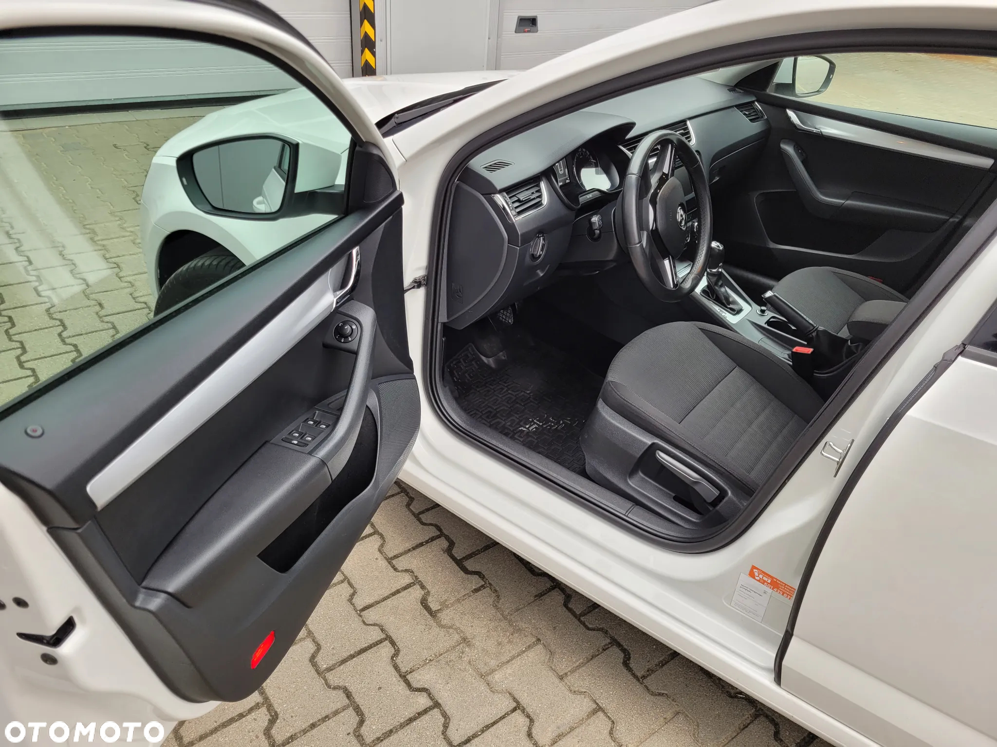Skoda Octavia 2.0 TDI Elegance DSG - 15