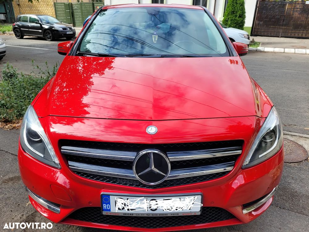 Mercedes-Benz B 180 - 1