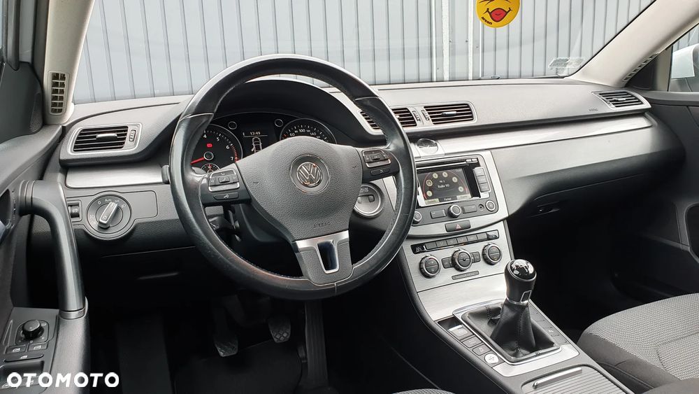 Volkswagen Passat 1.4 TSI BMT Comfortline - 14