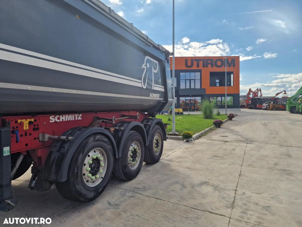 Schmitz Cargobull SKI BASCULABILA de 28mc, PRELATA RABATABILA electric, jante ALUMINIU, AXA LIFTABILA, picioare sprijin, HARDOX, Posibilitate leasing 4 ani, anvelope 385/65R22,5 70% -OK, STARE FOARTE BUNA-PROMOTIE 22.900 EUR+Tva - 18