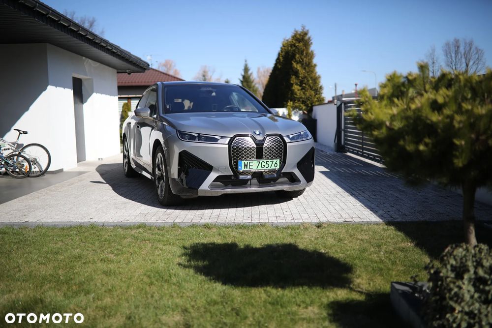 BMW iX xDrive40 76.6kWh - 6