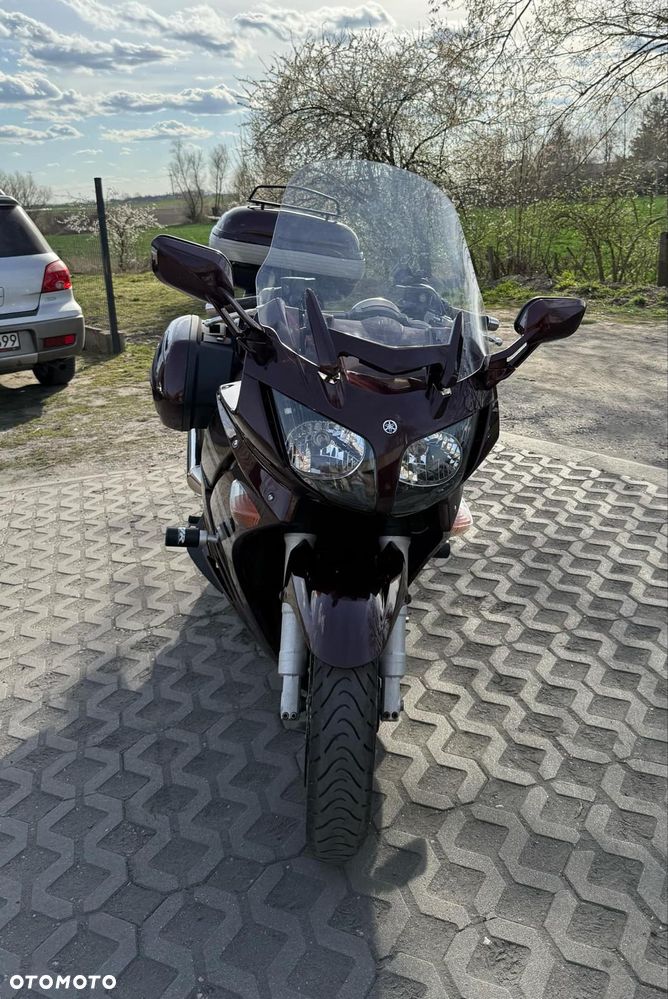 Yamaha FJR - 6