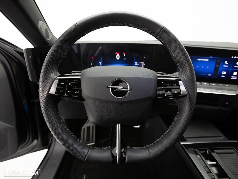 Opel Astra Sports Tourer - 18