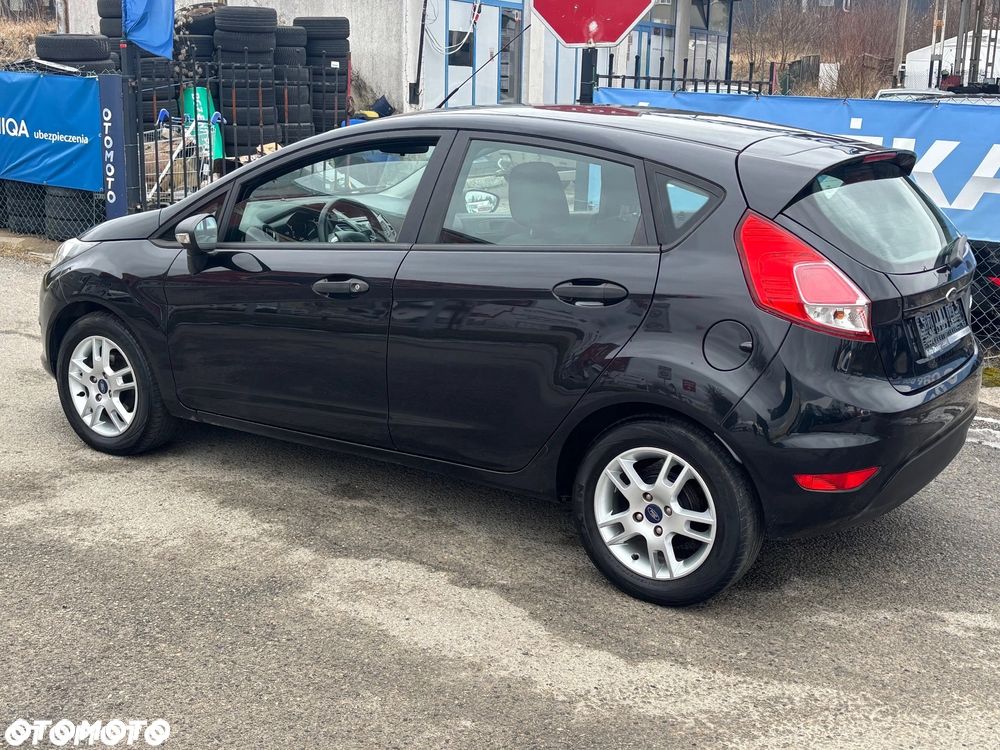 Ford Fiesta 1.25 Ambiente EU5 - 12
