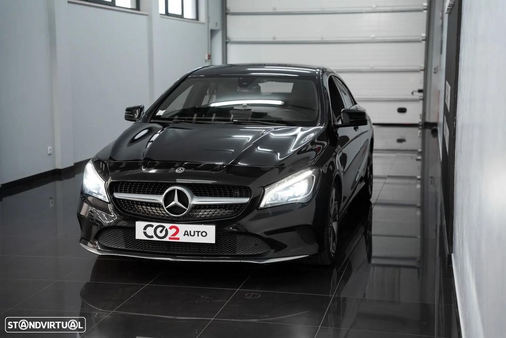 Mercedes-Benz CLA 200 d 7G-DCT Urban - 4
