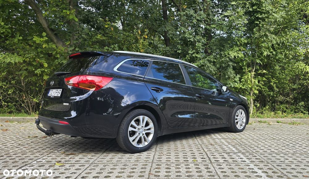Kia Ceed - 6