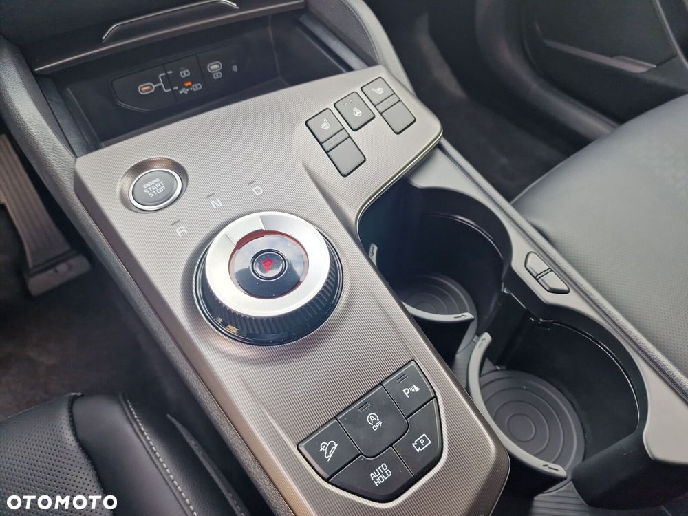 Kia Sportage - 16