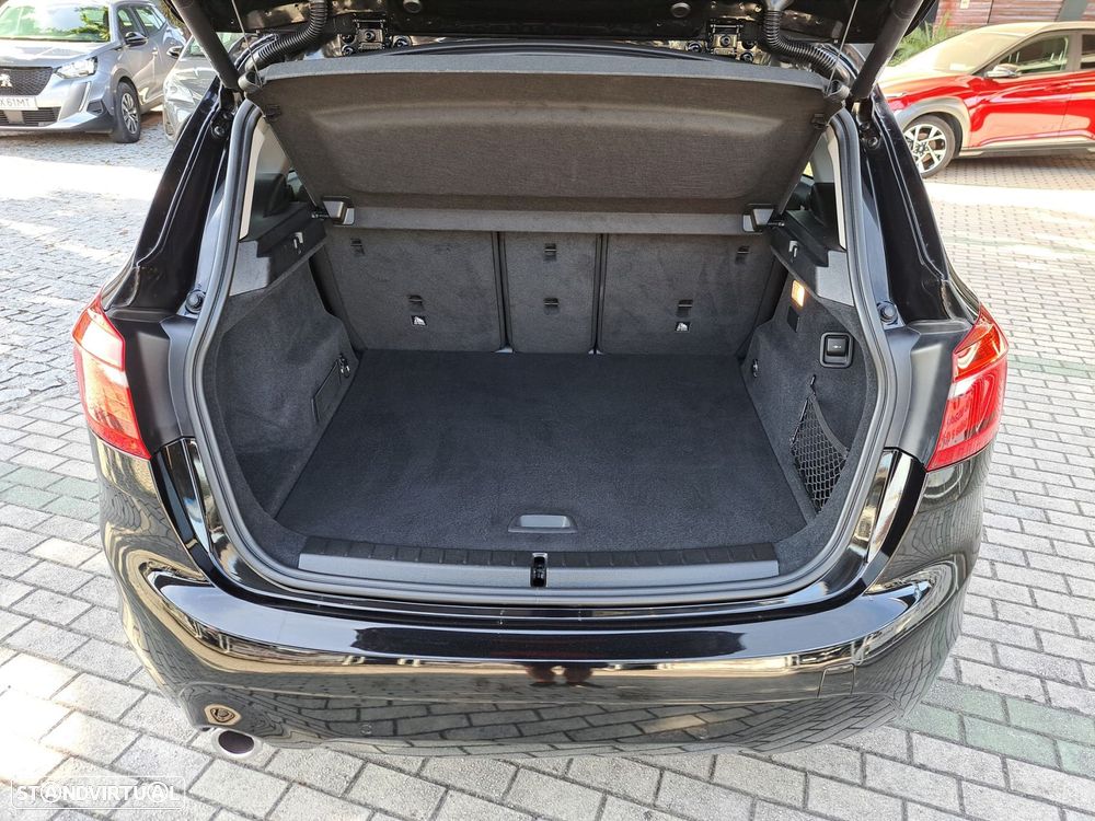 BMW 225xe Active Tourer - 13