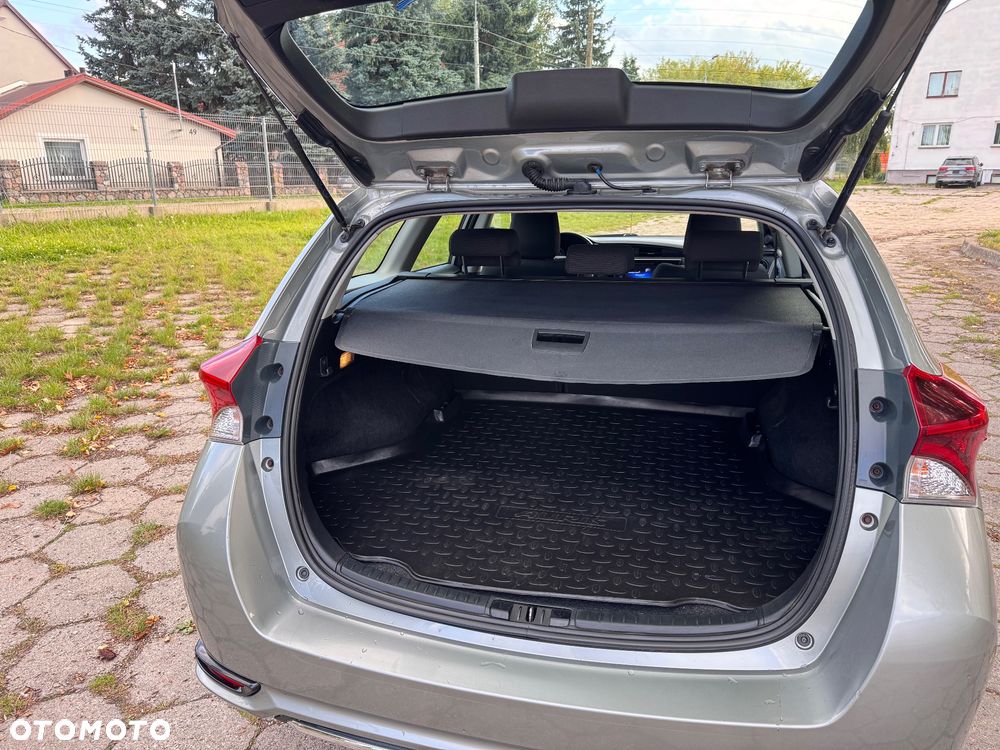 Toyota Auris 1.6 Valvematic Comfort - 16
