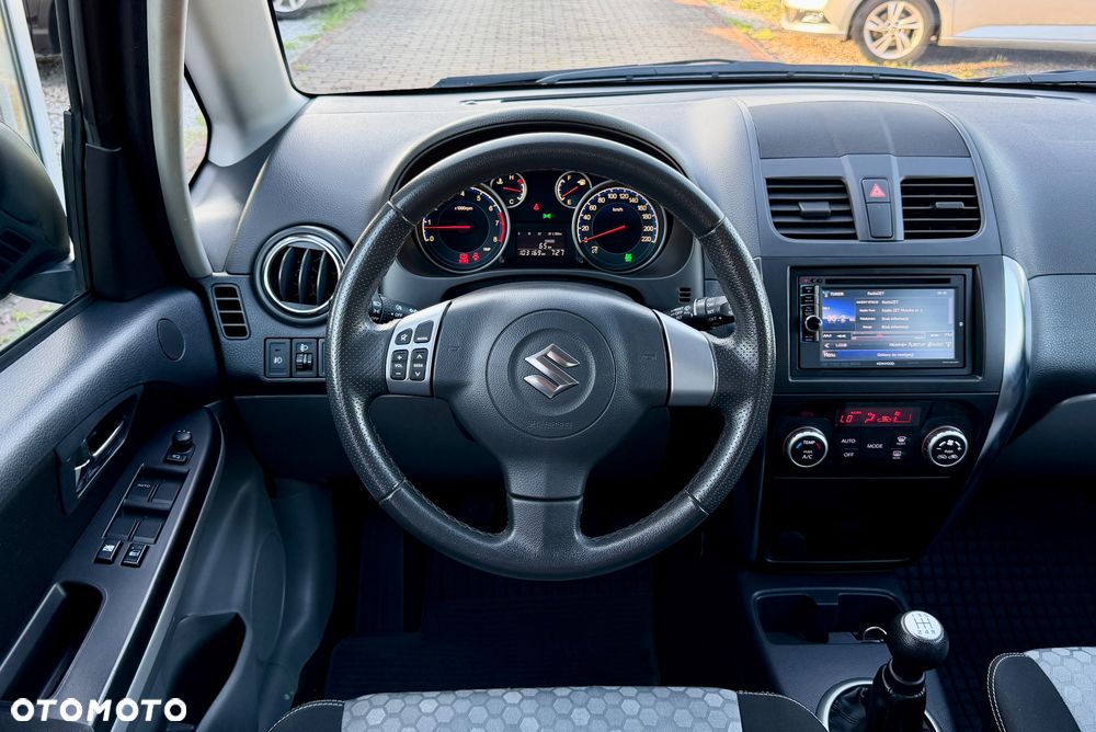 Suzuki SX4 1.6 Premium 4WD - 20