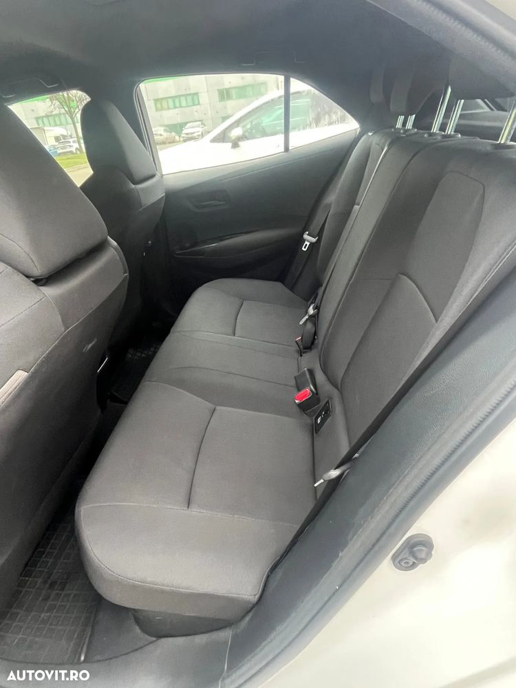 Toyota Corolla 1.8 HSD Exclusive interior Negru - 7