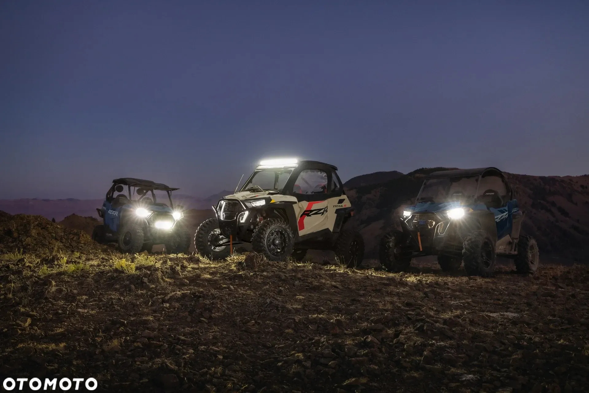 Polaris RZR - 16