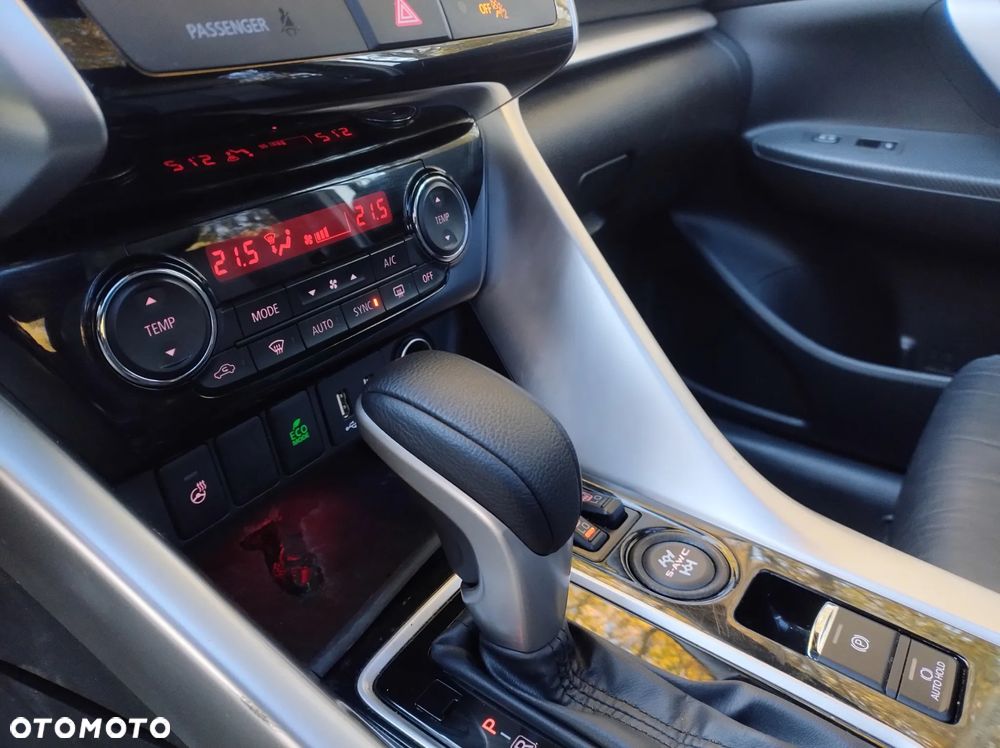 Mitsubishi Eclipse Cross - 25