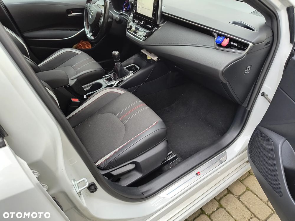 Toyota Corolla 1.6 GR Sport - 22