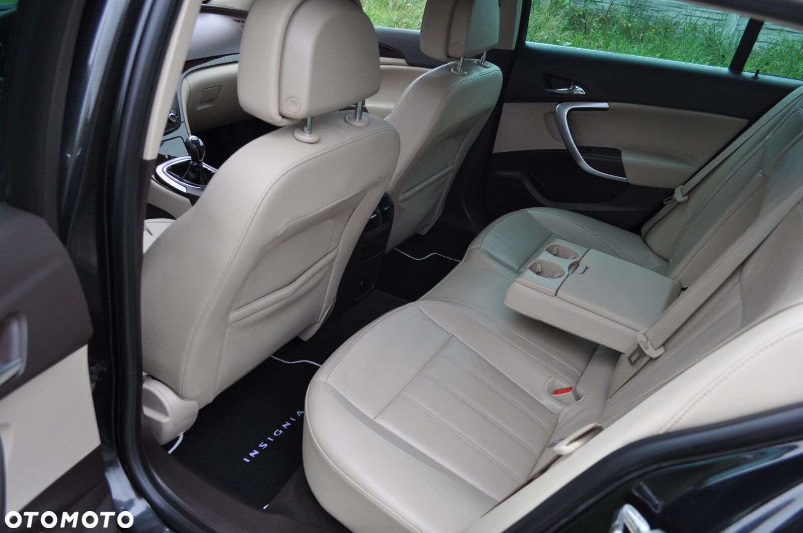 Opel Insignia - 10