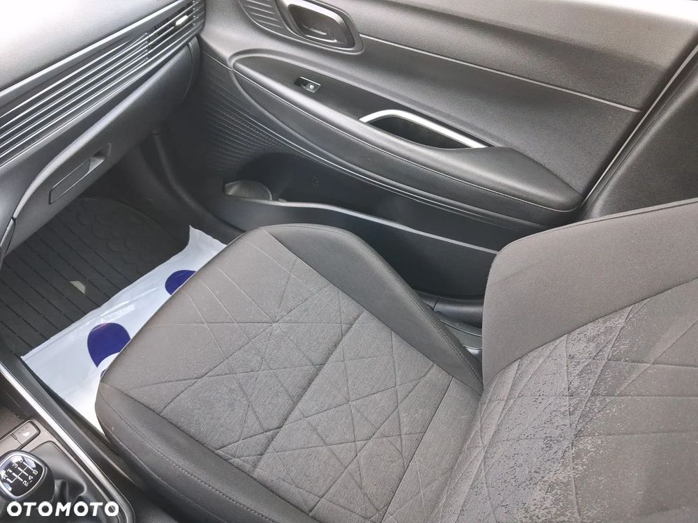 Hyundai Bayon 1.0 T-GDI Smart - 20
